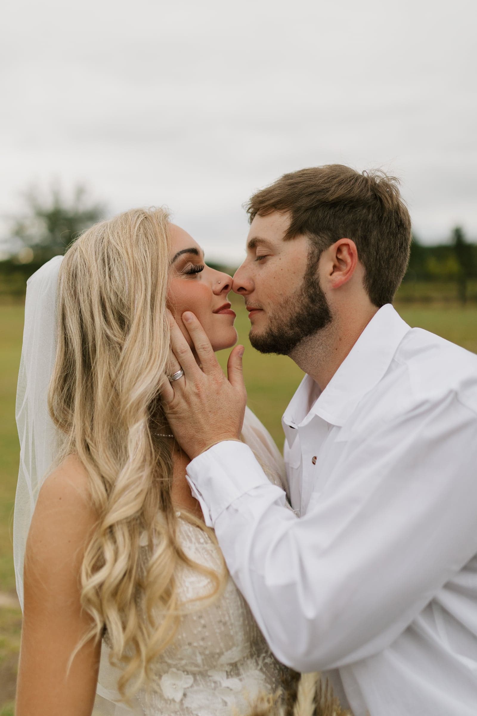 Florence, SC wedding photography by Taylor Rose Reels
